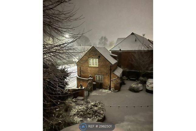 Glanthams Lodge Stables, Shenfield Road, Shenfield photo 2