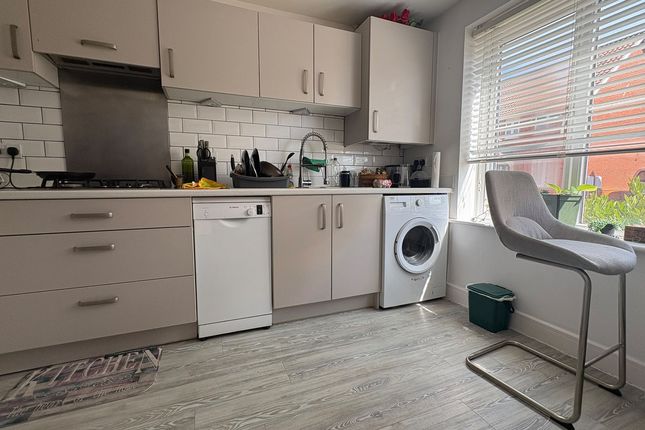 22, Pippin Way, Colchester photo 3