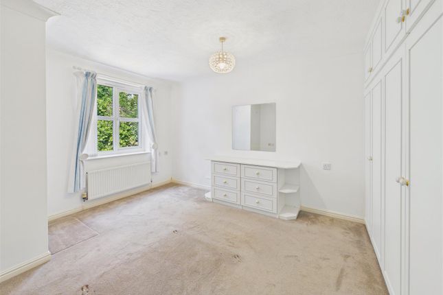 2, John Gray Court, Willerby photo 4