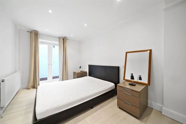 Thumbnail Terraced house to rent in Disraeli Road, London