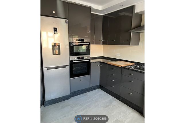 Terraced house to rent in Skiers Street, London