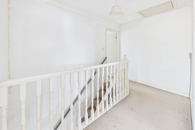 9 Fern Street, Sutton-In-Ashfield photo 3
