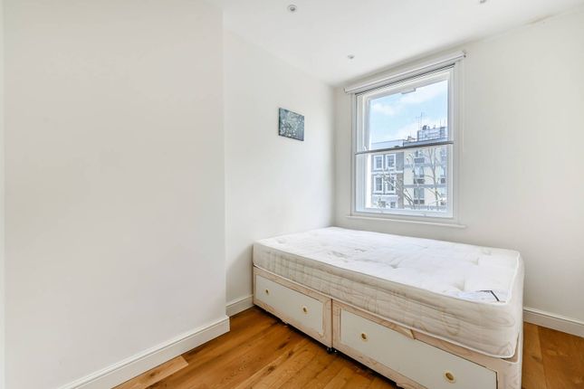 Thumbnail Flat to rent in Earls Court Road, Kensington, Earls Court, London