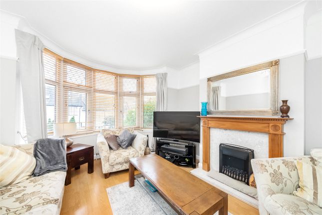3-bed terraced on 45, Grangecliffe Gardens, London, £2,200/mo