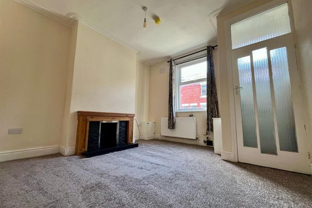 74, Drummond Avenue, Blackpool, Lancashire photo 2