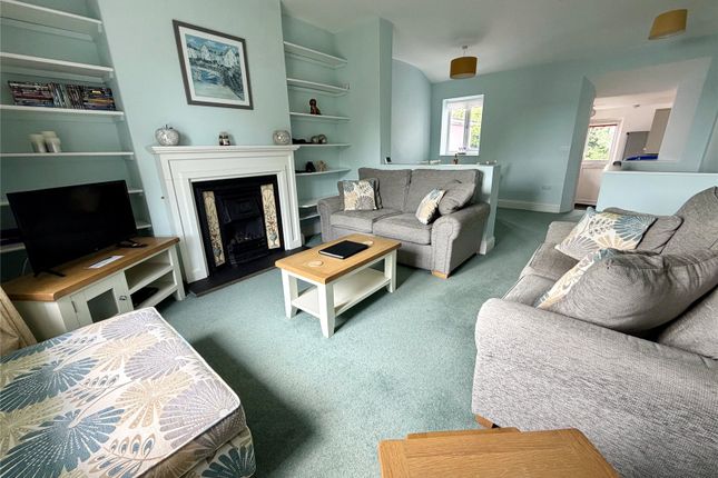 8, Railway Terrace, Milford Haven photo 2