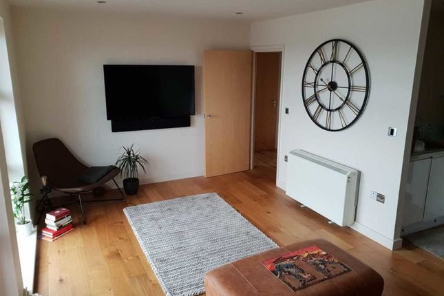Thumbnail Flat for sale in Freshwater Road, Chadwell Heath, Romford