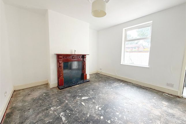 76, High Street, Greater Manchester photo 4