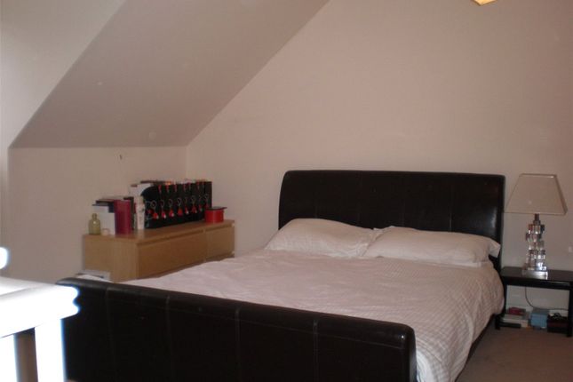 Peckstone Close, Coventry photo 5