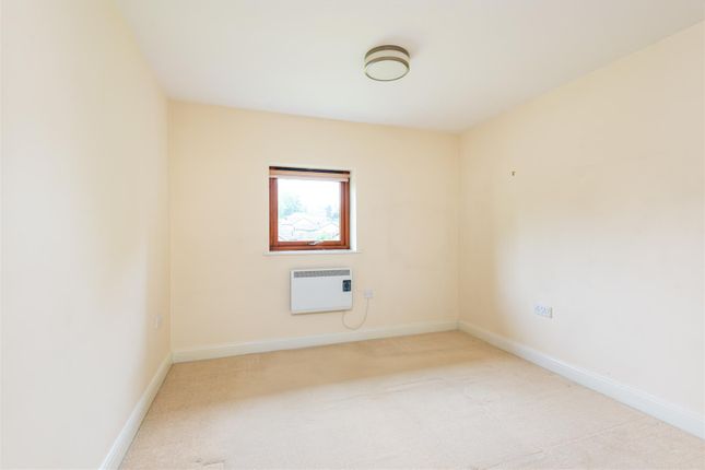 Apt 46 Weetwood Gardens, Knowle Lane, Sheffield photo 4