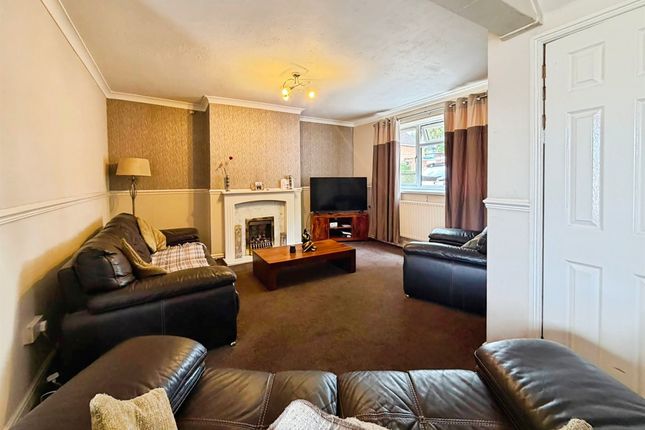 18, Childs Avenue, Bilston photo 4