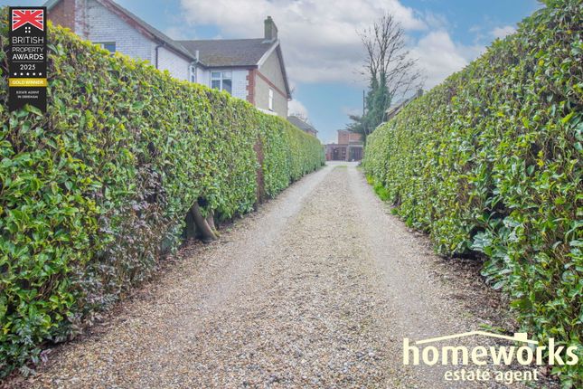 34,Ranchipur, Neatherd Road, Dereham photo 3