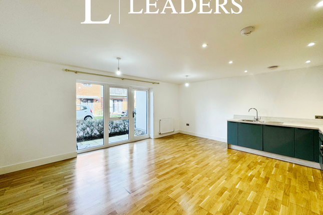 Flat 7 Pasture Court, Pasture Court, Holmhill Drive photo 3