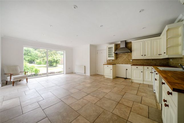 39, Parkway, Surrey photo 4