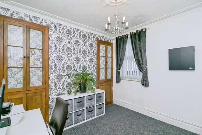 45, Glamorgan Street, Barry photo 4