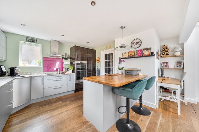 13 Woodbury Road, Exeter photo 3