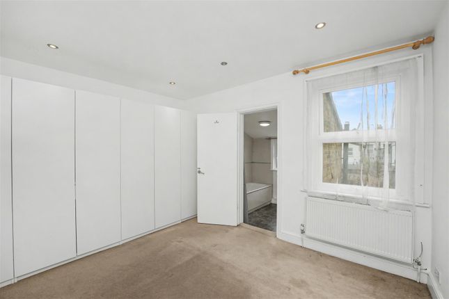58, Halifax Road, Enfield photo 4