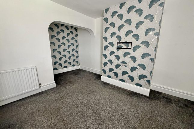 2, Derwent Terrace, Washington photo 5