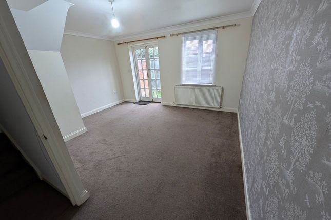 18 Urban Road, Leiston photo 2