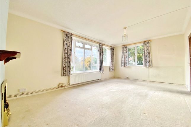 Flat for sale in Constance Road, Twickenham