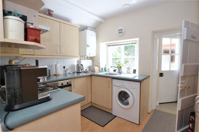 Quarry Lodge, Walwyn Road, Malvern photo 4