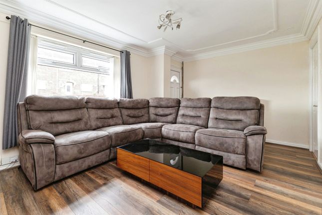 147, Enderby Gardens, Middlesbrough photo 4