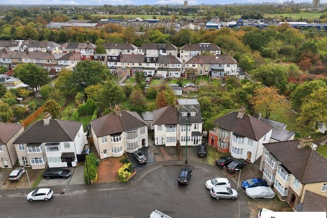 Eddy Close, Romford photo 2