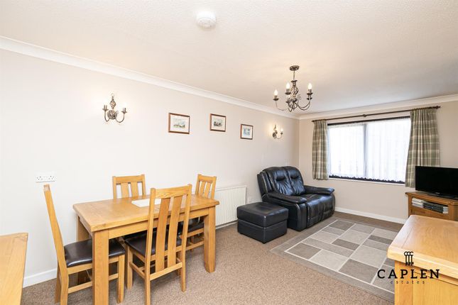 Flat for sale in Abigail Court, Ongar