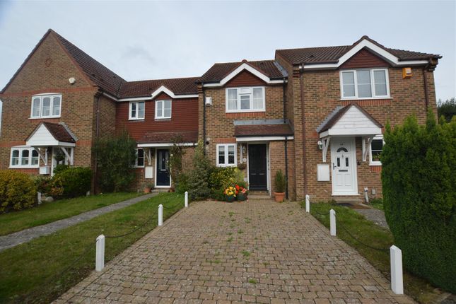 Thumbnail Terraced house for sale in Manor Way, Croxley Green, Rickmansworth