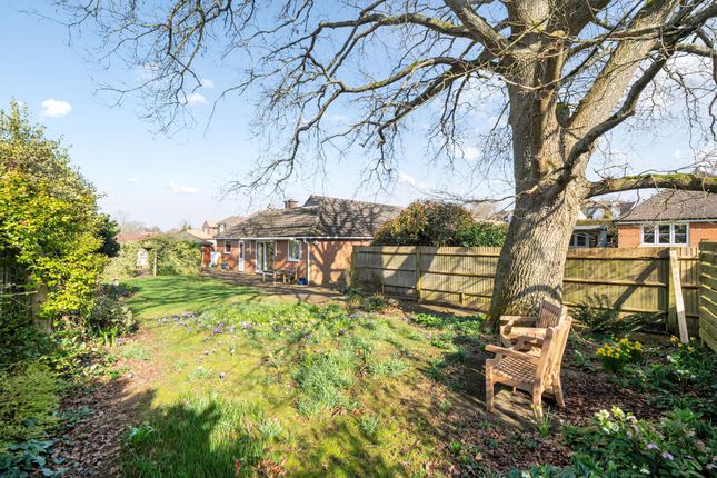 19 Warren Croft, Pulborough photo 4
