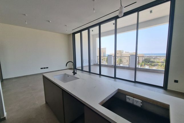Apartment for sale in 102nd St, Cyprus