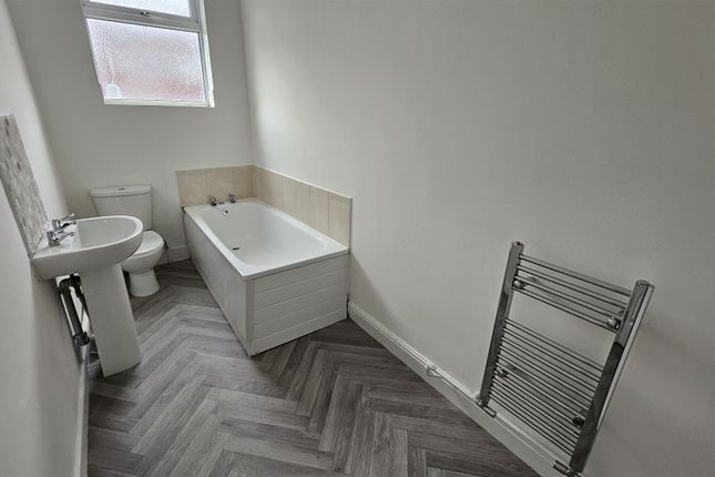 51, Oliver Street, Mexborough photo 5