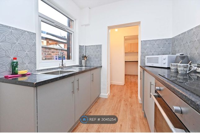 Glover St, Crewe photo 4