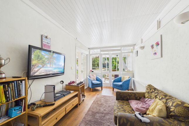 20, Addington Drive, London photo 4