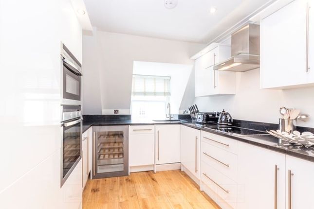 Flat to rent in 15 Grosvenor Hill, Mayfair, London