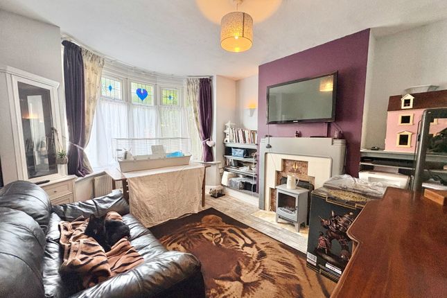 81, Clay Street, Burton-on-trent photo 2