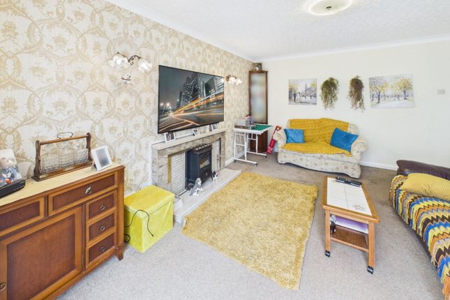3, Southlands Avenue, Whitby photo 4