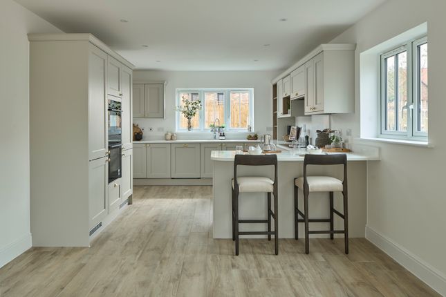 67 Oak, View Road, Cliffe Woods photo 2