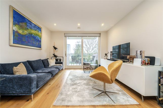 Thumbnail Flat for sale in Waterfront Apartments, 82 Amberley Road, London