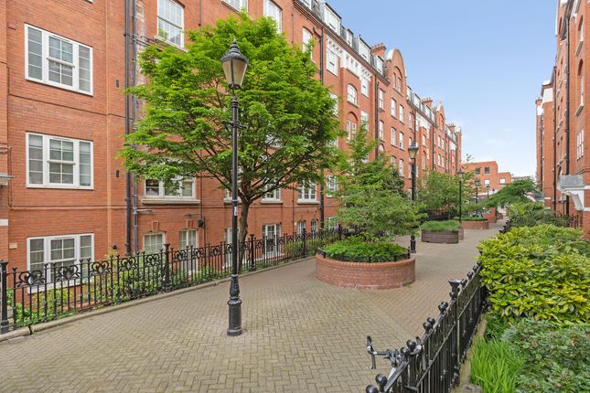 Flat for sale in Probyn House, Page Street