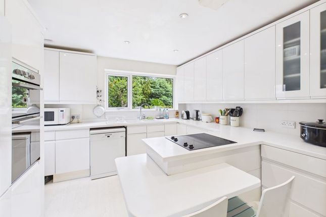 15, Greenleas, Tunbridge Wells photo 3