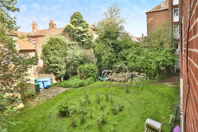Flat for sale in Norris Court, Waggon &amp; Horses Lane, Norwich