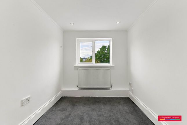 Flat 1, 23, Highfield Road, London photo 4