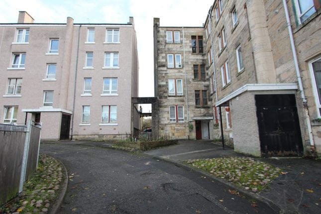 Flat to rent in Mannering Court, Shawlands, Glasgow