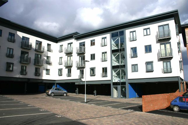 Flat to rent in Smiths Flour Mill, Wolverhampton Street, Walsall