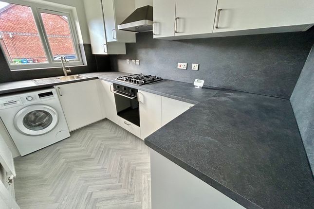 10 Hanlith Mews, Manchester photo 3