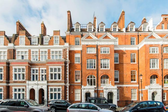 Flat to rent in Evelyn Gardens, South Kensington, London