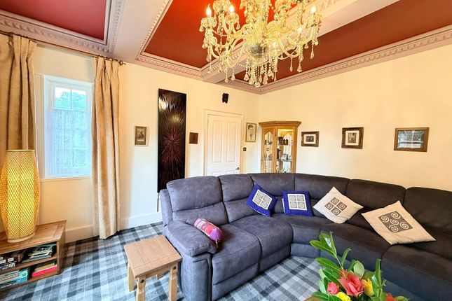 Norman House, Brampton photo 4