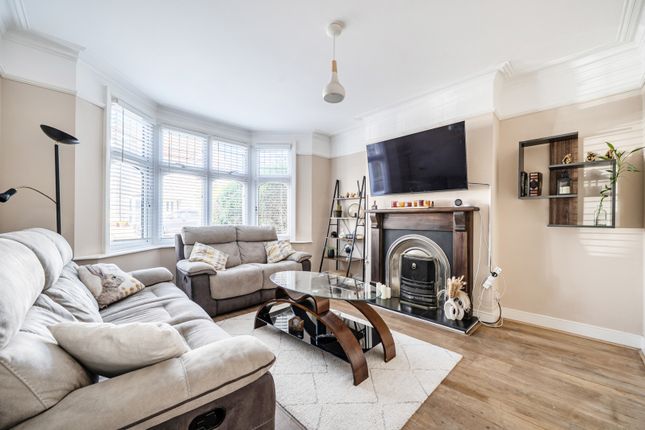 29, Chandos Road, Harrow photo 2