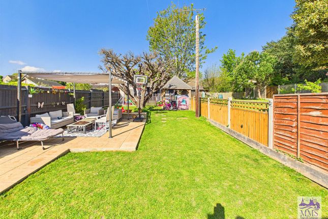 116, Elaine Avenue, Strood photo 4